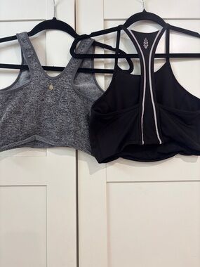 TWO! Spiritual Gangster Grey Amor Crop & FP Movement Black Racerback Tank, XS/S